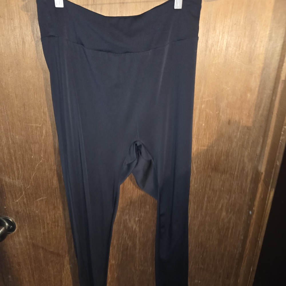 Women's Size 2XL Black Leggings